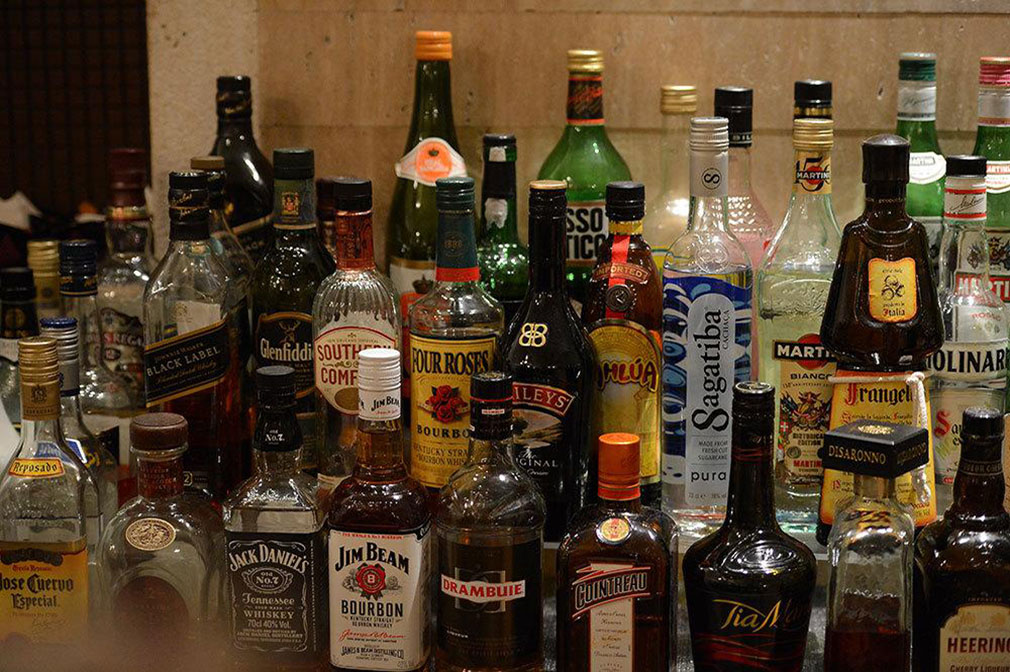 Hotel Bar